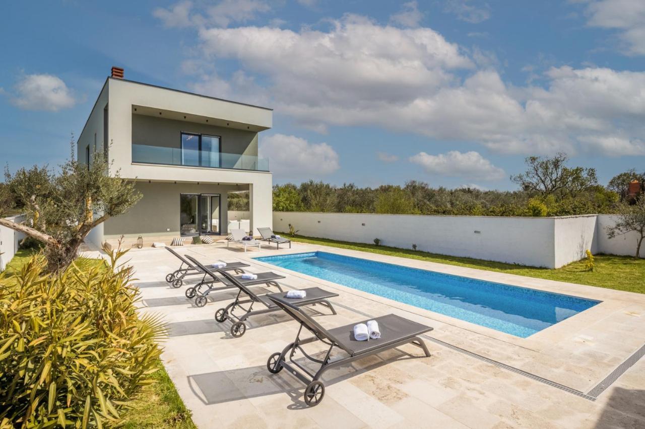 Villa Dunja เมดูลิน ภายนอก รูปภาพ