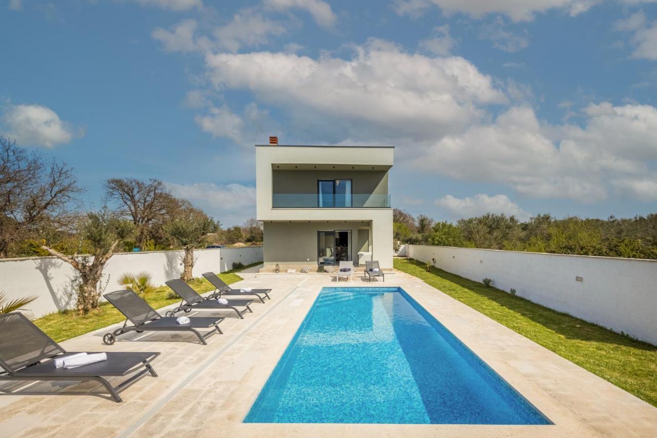 Villa Dunja เมดูลิน ภายนอก รูปภาพ